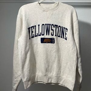 Grey crewneck Yellowstone sweatshirt